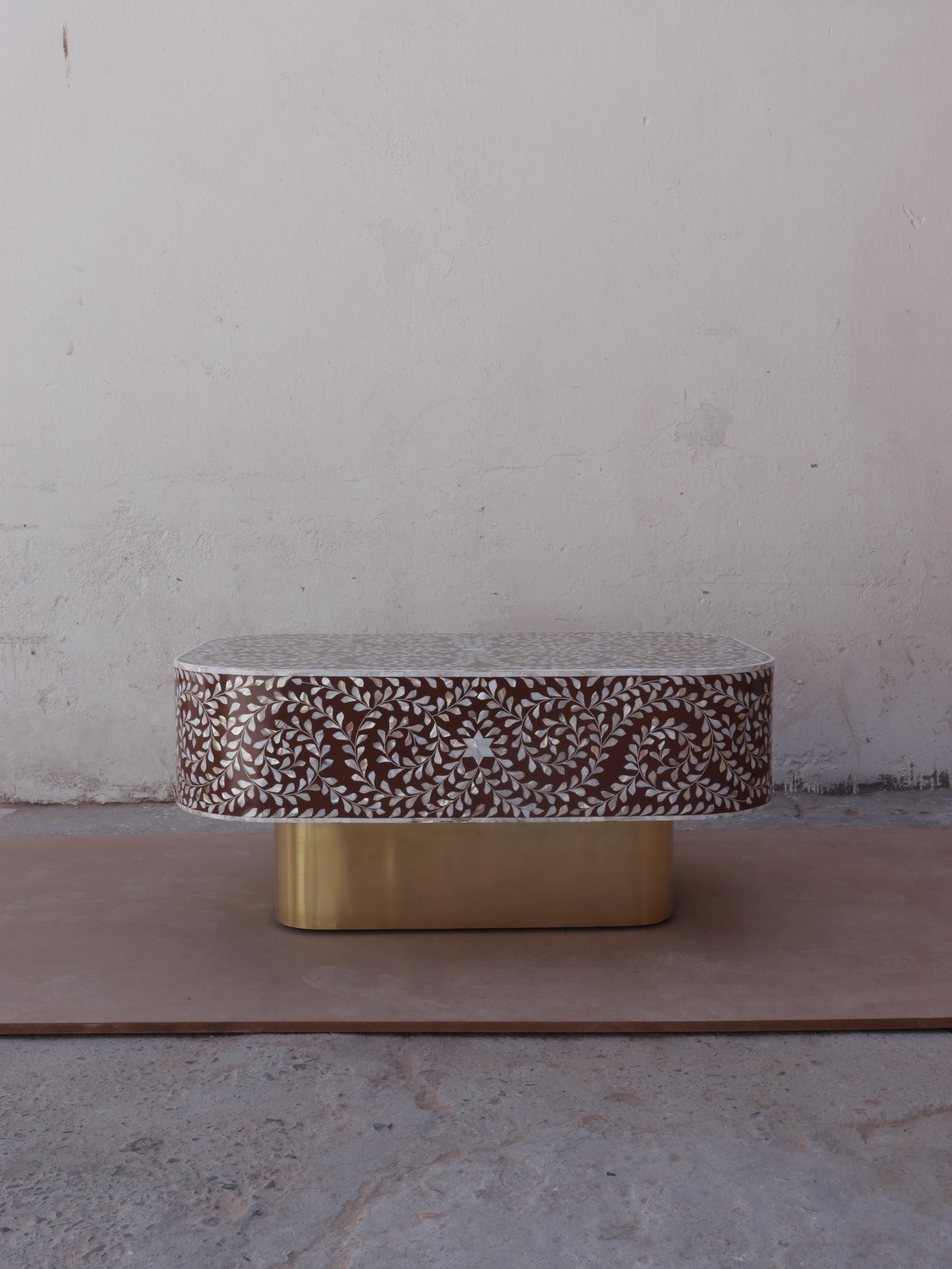 Mother of pearl coffee table Brown Floral